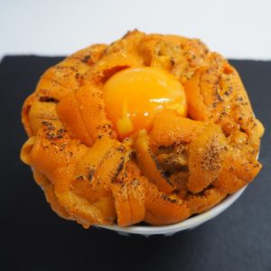 【炙り雲丹TKG丼】ガスバーナーで炙る最強の雲丹丼の作り方!!